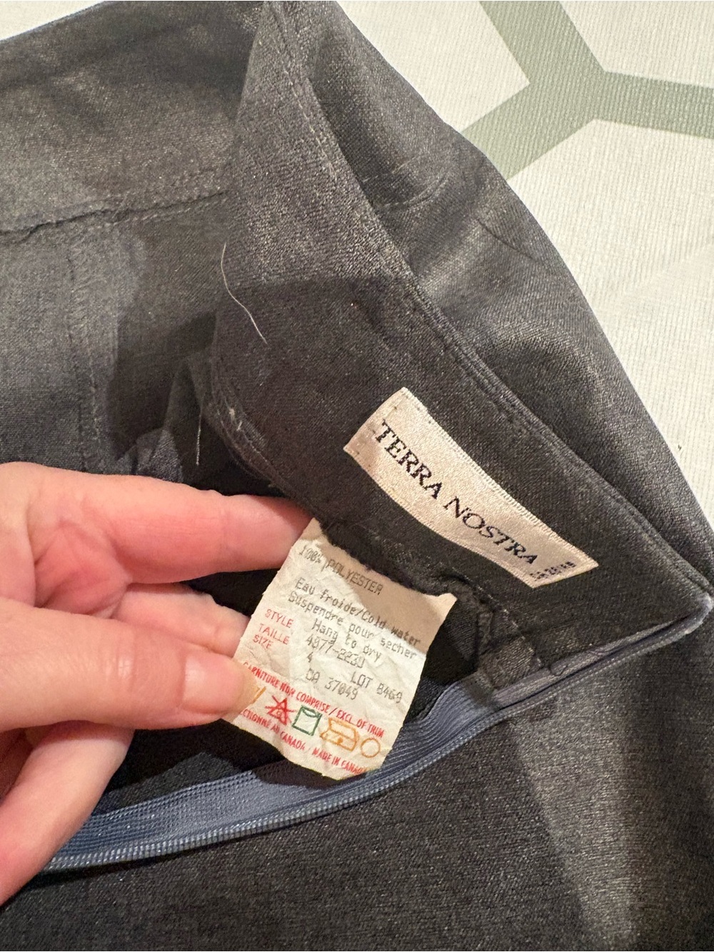 3/15$ Women's Black Straight Midi Skirt - Picture 4 of 4
